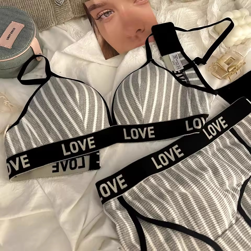 Sexy french striped triangle cup comfortable seamless lingerie women's suit small chest gathered beautiful back underwired bra