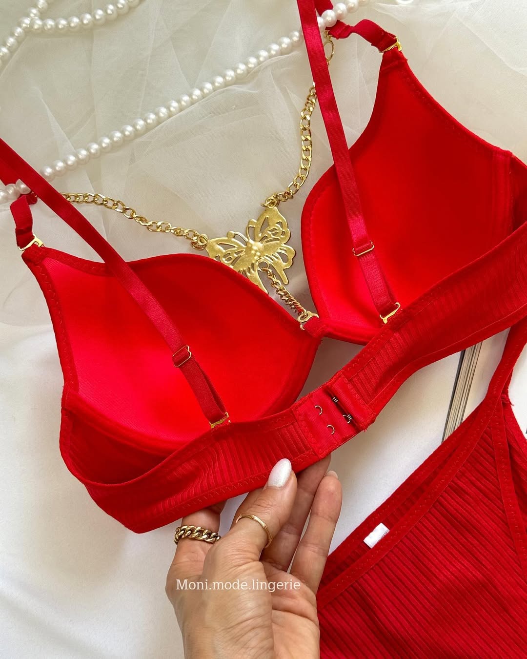 Women's Padded Butterfly Style Bra Set In chain