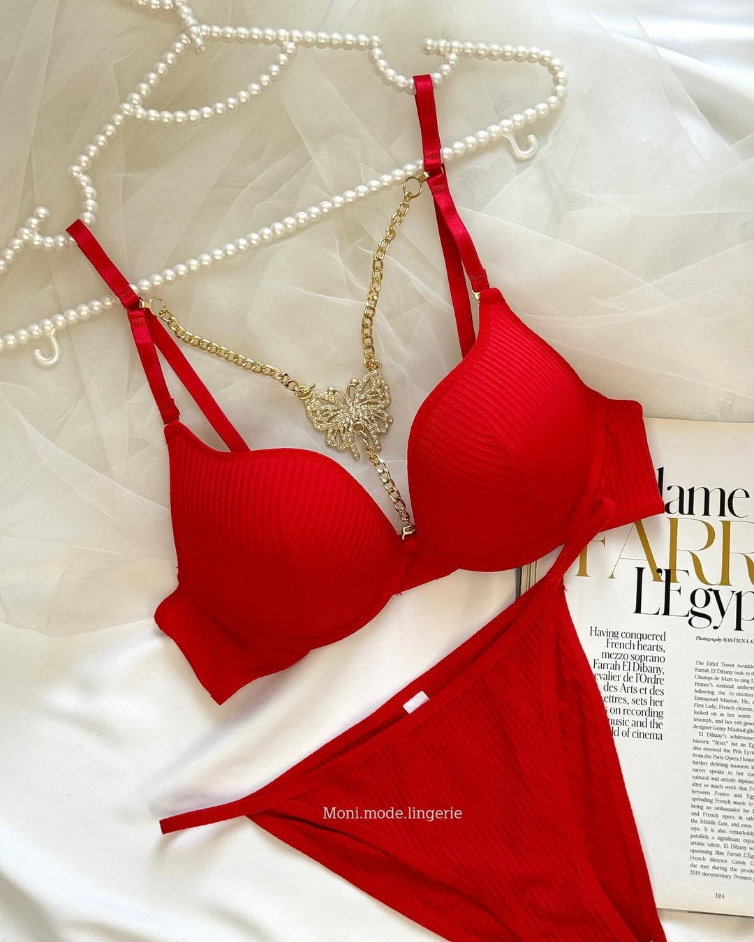 Women's Padded Butterfly Style Bra Set In chain